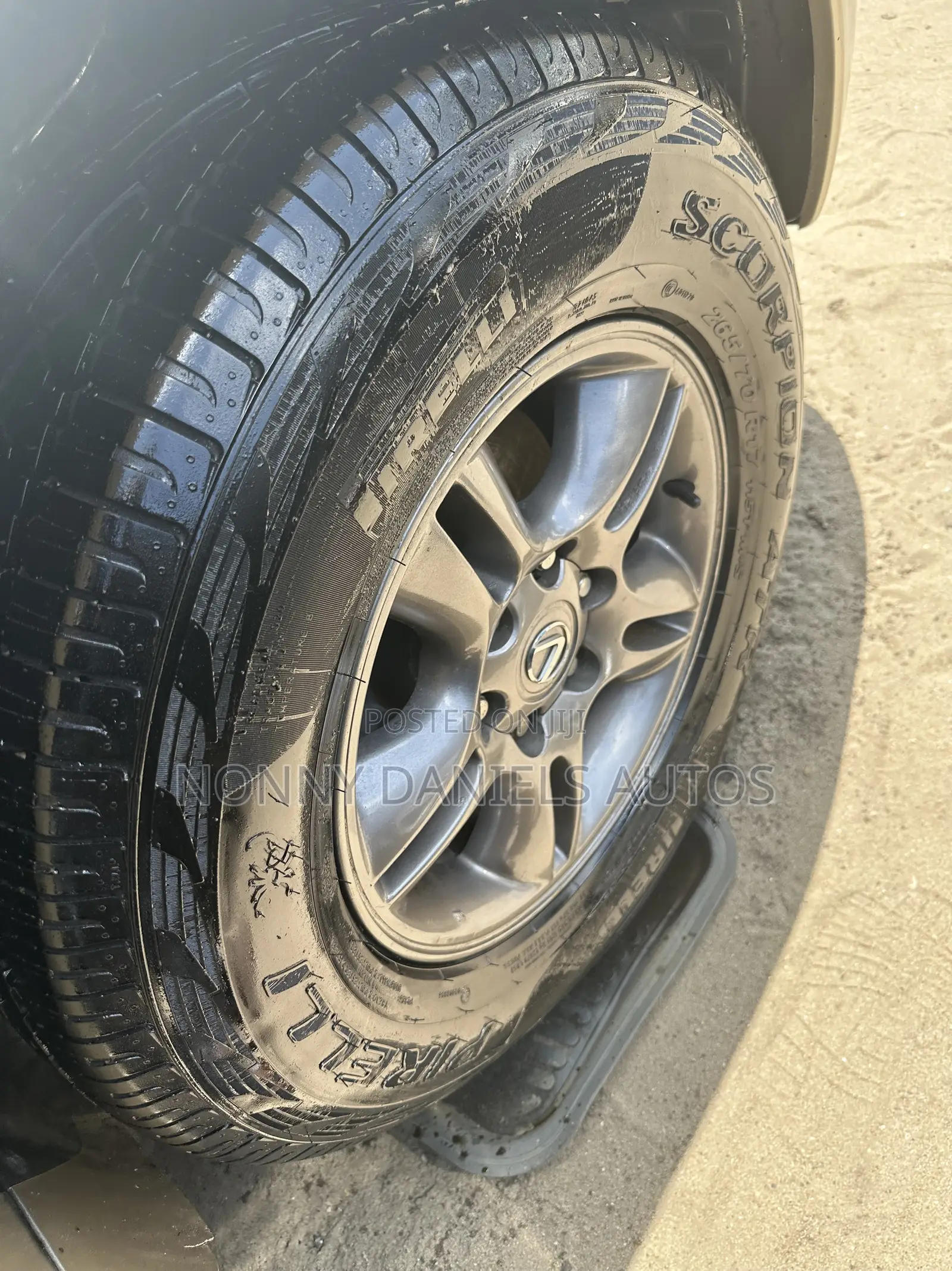 Lexus GX 470 2007 Gold