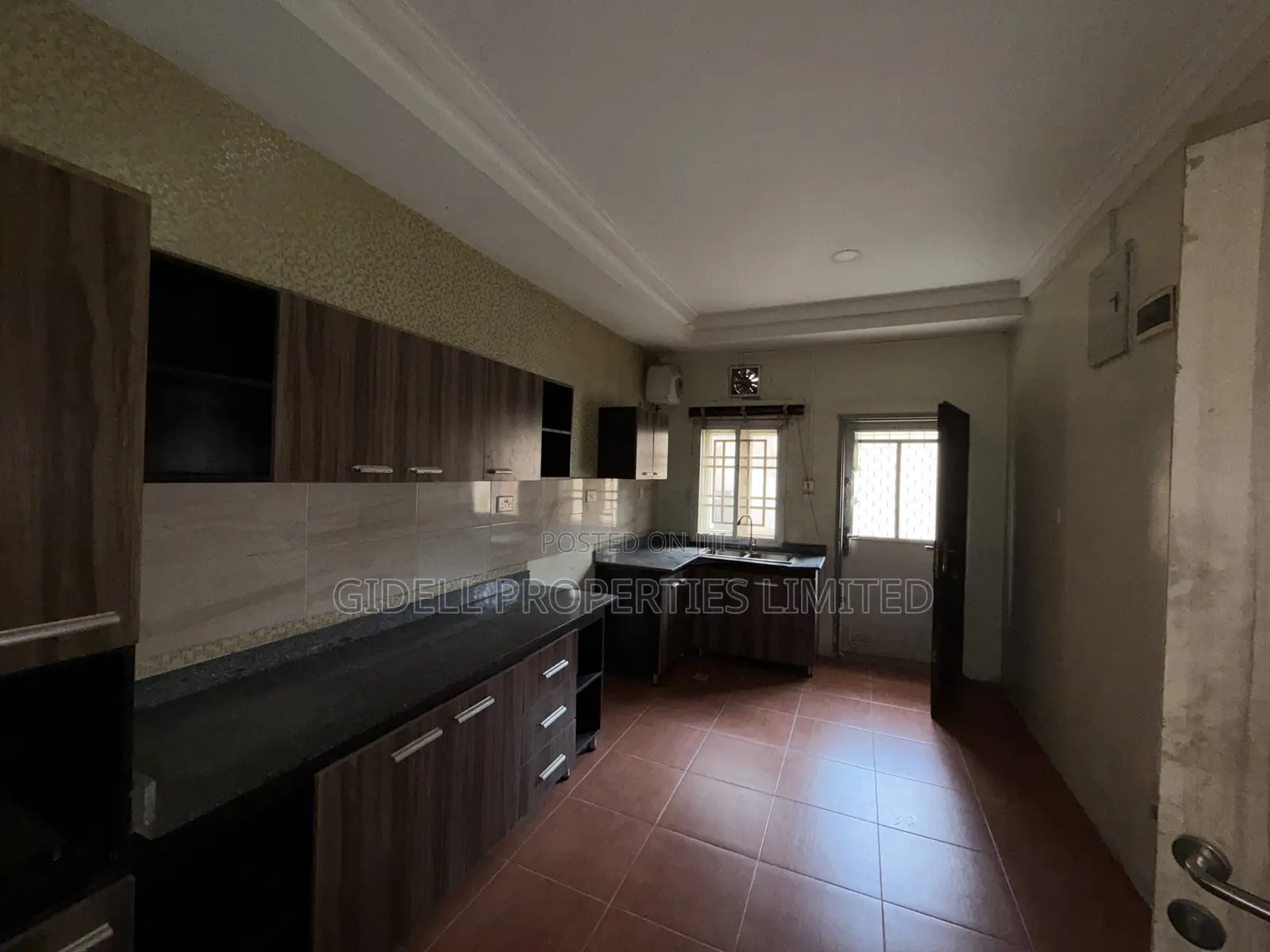 4bdrm Duplex in Wuse 2 for rent