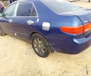 Honda Accord 2005 Blue