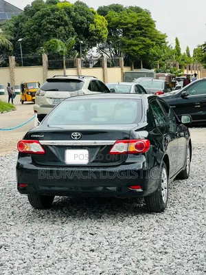 Toyota Corolla LE 4dr Sedan (1.8L 4cyl 4A) 2012 Black