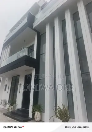 5bdrm Duplex in Lekki Phase I for rent