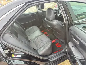 Toyota Camry SE 4dr Sedan (2.5L 4cyl 6A) 2015 Black