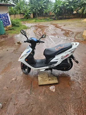 Kymco 2020 White