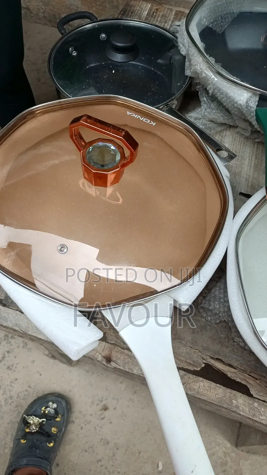 Non-Stick Fry Pan With a Silicone Spoon