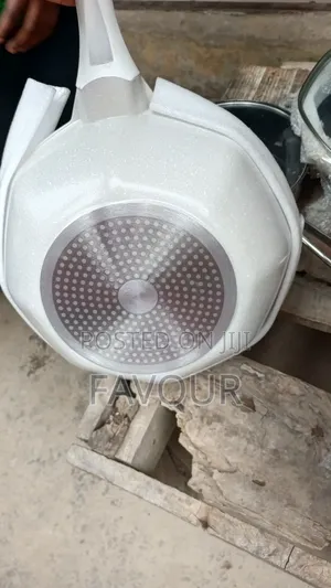 Non-Stick Fry Pan With a Silicone Spoon