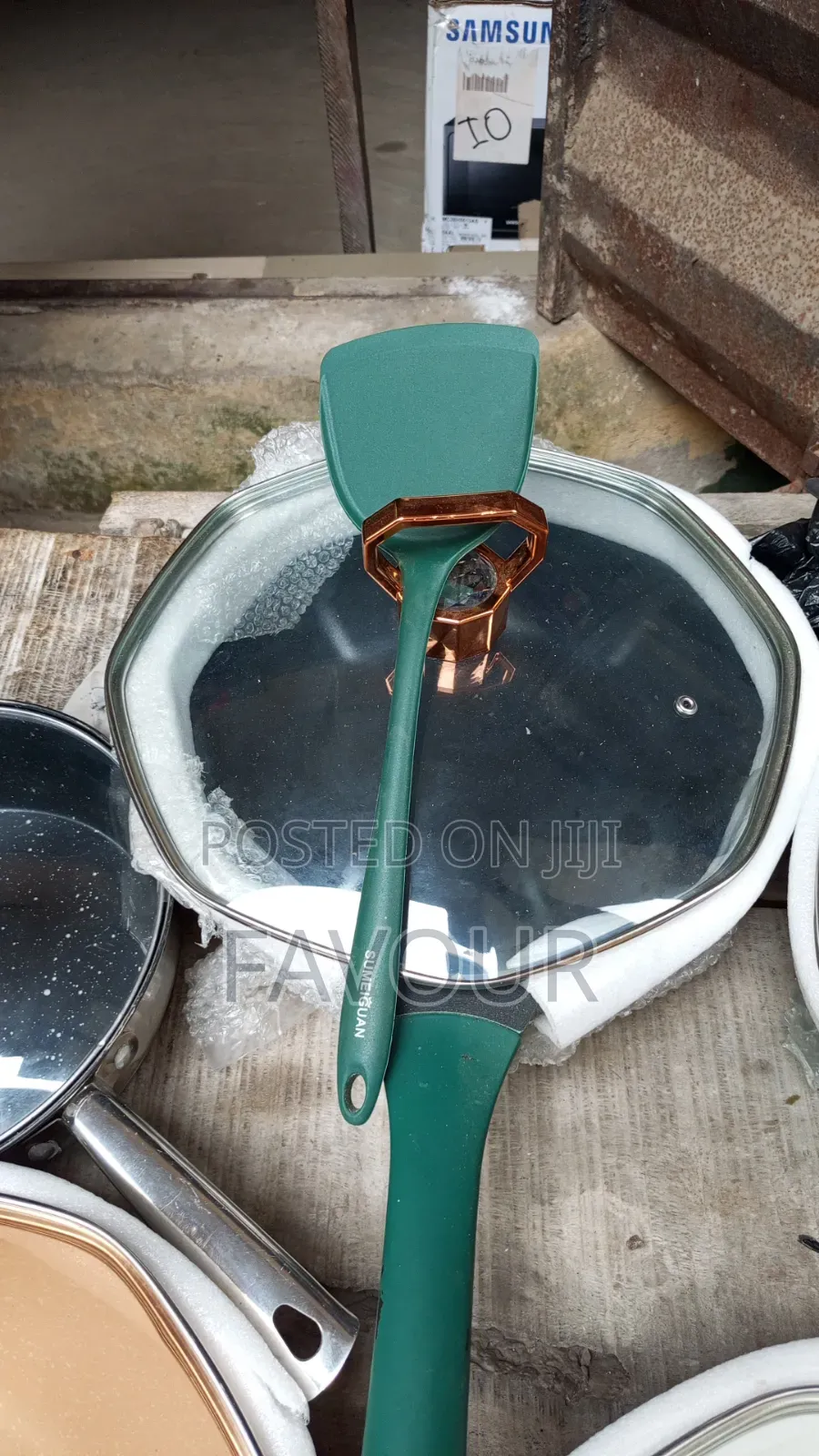 Non-Stick Fry Pan With a Silicone Spoon