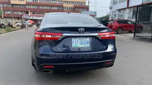 Toyota Avalon XLE Premium 4dr Sedan (3.5L 6cyl 6A) 2014 Blue