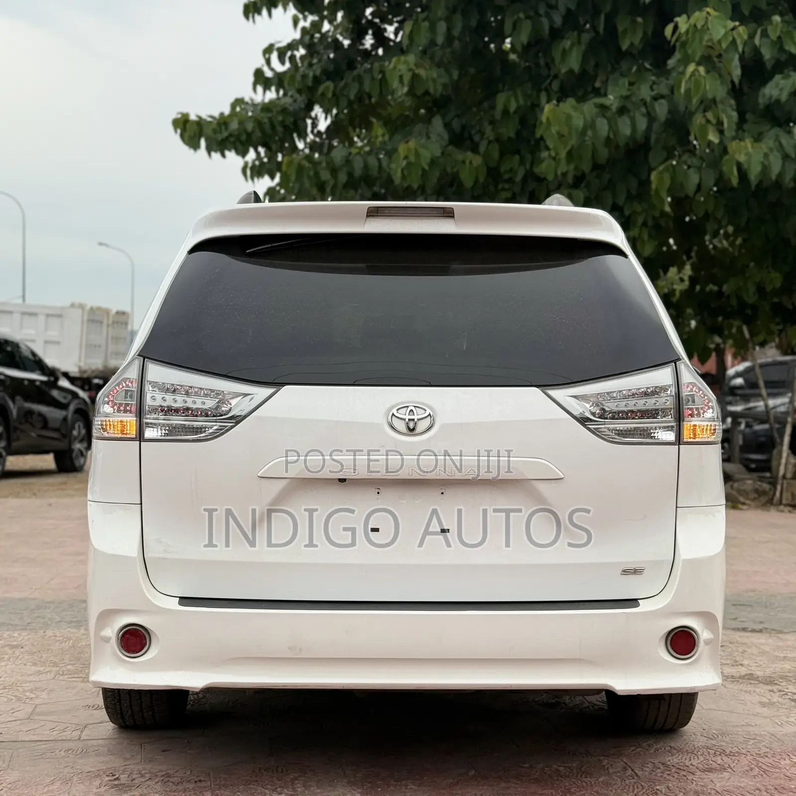 Toyota Sienna 2017 White