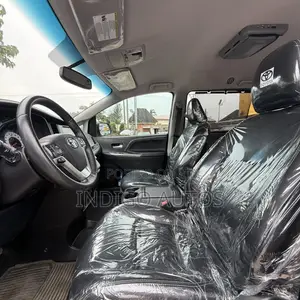 Toyota Sienna 2017 White