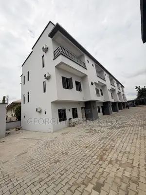 4bdrm Townhouse / Terrace in Jabi for rent