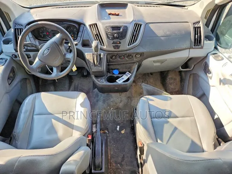 Ford Transit 2017 White