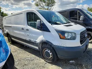 Ford Transit 2017 White