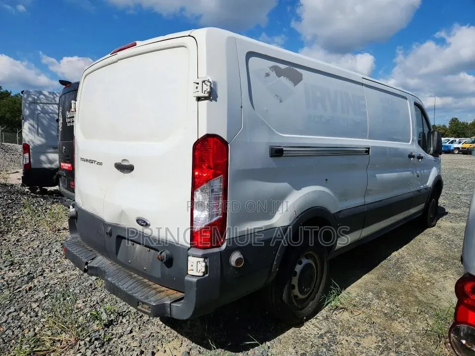 Ford Transit 2017 White