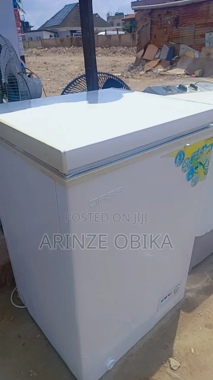 Qasa Freezer