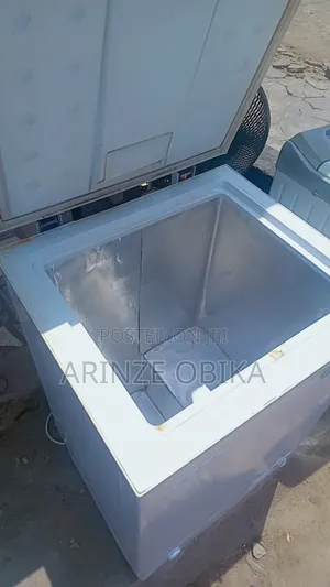 Qasa Freezer