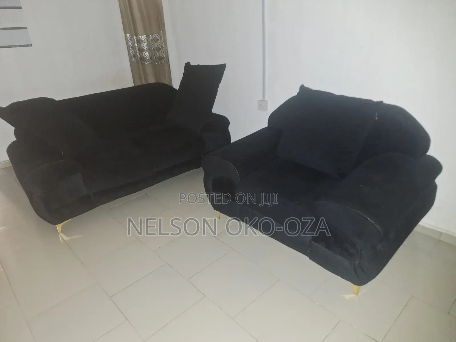Room Sofa Set 7 Seater With Center Table and Stool