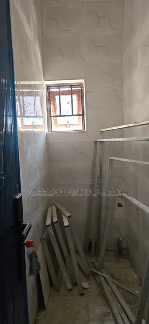 2bdrm Apartment in Nut, Sabon Lugbe for rent