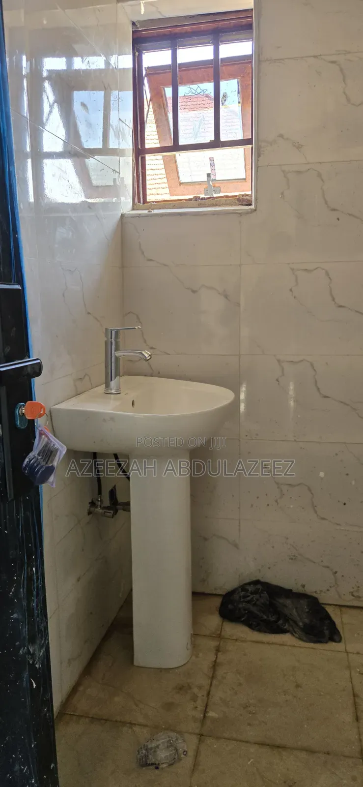 2bdrm Apartment in Nut, Sabon Lugbe for rent