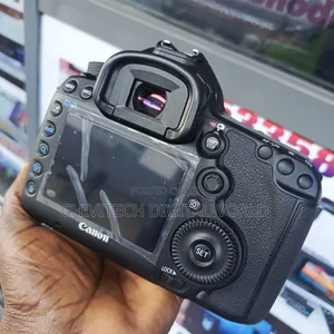 Canon EOS 5D Mark 111 Camera