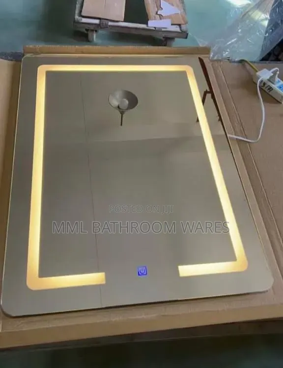 Square Shape Led Mirrors With 3 Tones Lights