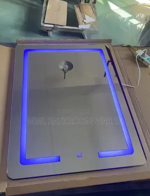 Square Shape Led Mirrors With 3 Tones Lights
