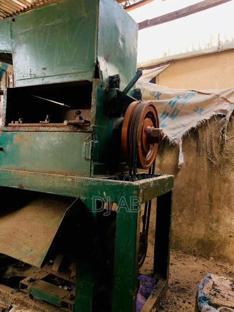 3 HP Big Crushing Machine