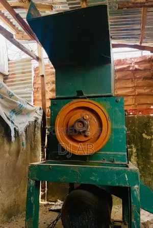 3 HP Big Crushing Machine