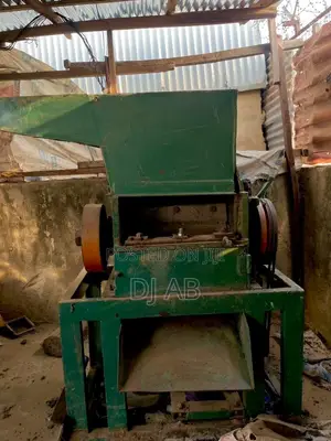 3 HP Big Crushing Machine