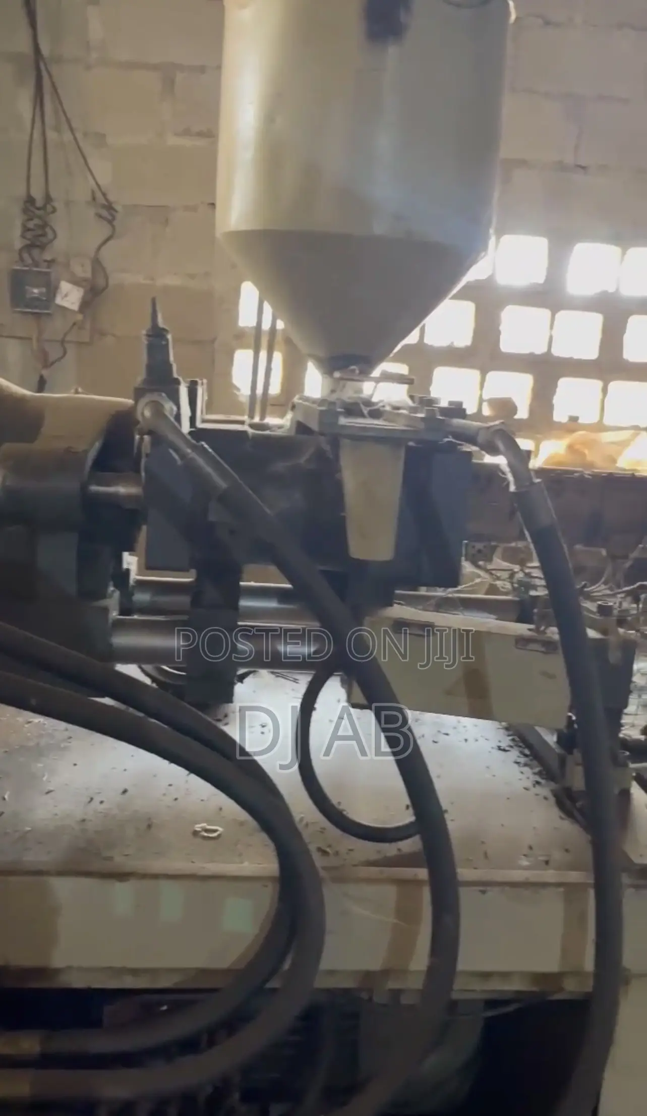 Injection Machine 150 Ton