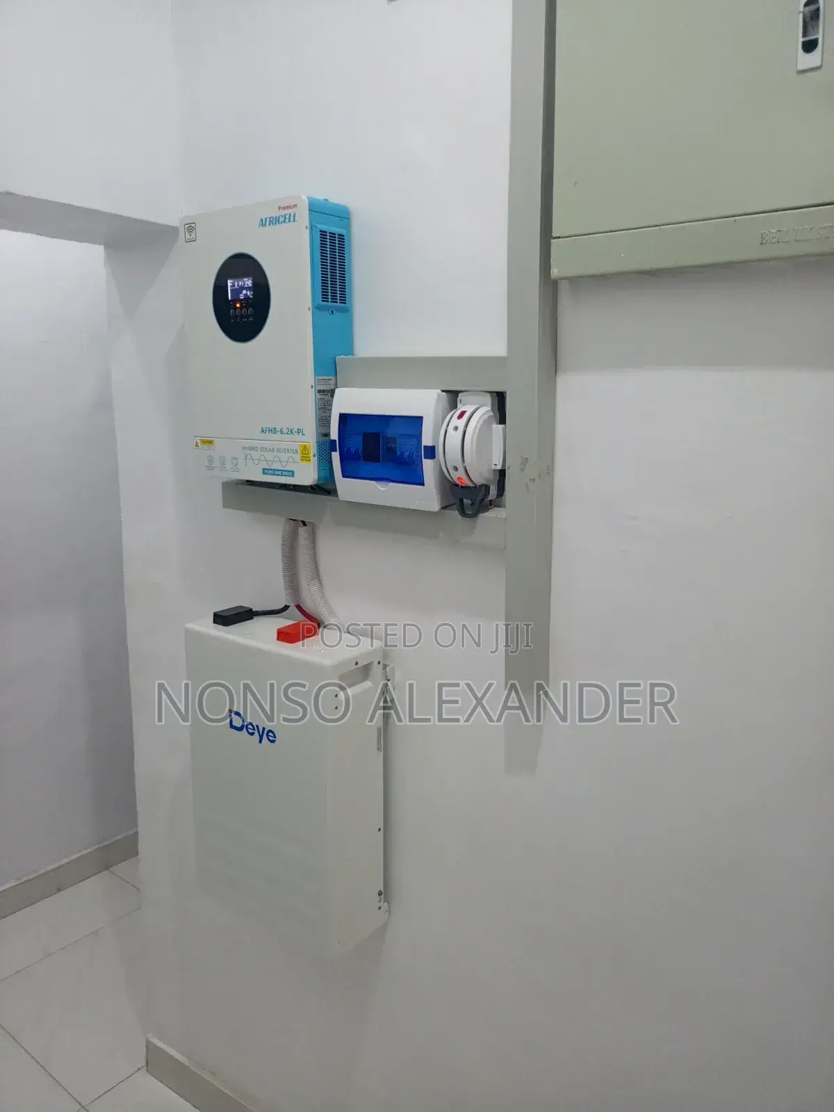 Solar Inverter Installer