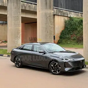 Changan Eado Plus 2025 Gray