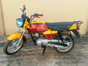 TVS HLX 125 2023 Yellow