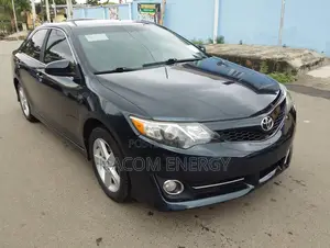 Toyota Camry SE 4dr Sedan (2.5L 4cyl 6A) 2014 Black