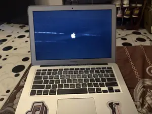 Laptop Apple MacBook Air 2017 8GB Intel Core i5 SSD 128GB