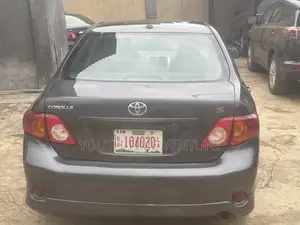 Toyota Corolla S 4dr Sedan (1.8L 4cyl 4A) 2009 Gray