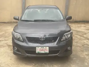 Toyota Corolla S 4dr Sedan (1.8L 4cyl 4A) 2009 Gray