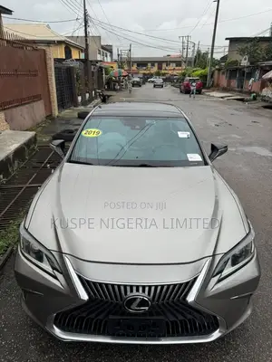 Lexus ES 350 Ultra Luxury FWD 2019 Gray