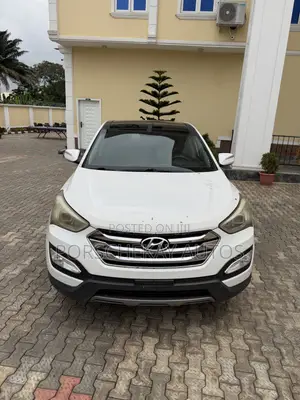 Hyundai Santa Fe Sport 2.0T 2013 White