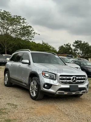 Mercedes-Benz GLB-Class GLB 250 4MATIC 2021 Silver