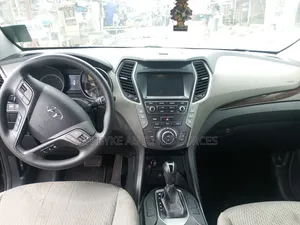 Hyundai Santa Fe 2017 Black