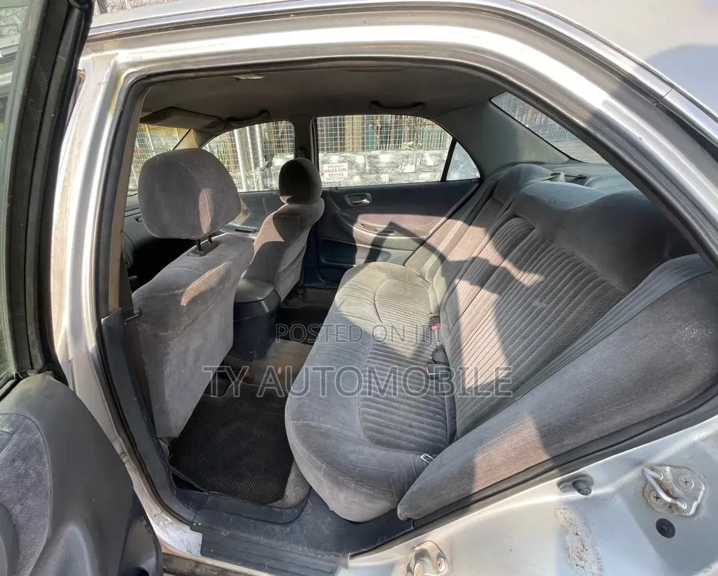 Honda Accord 2005 Silver