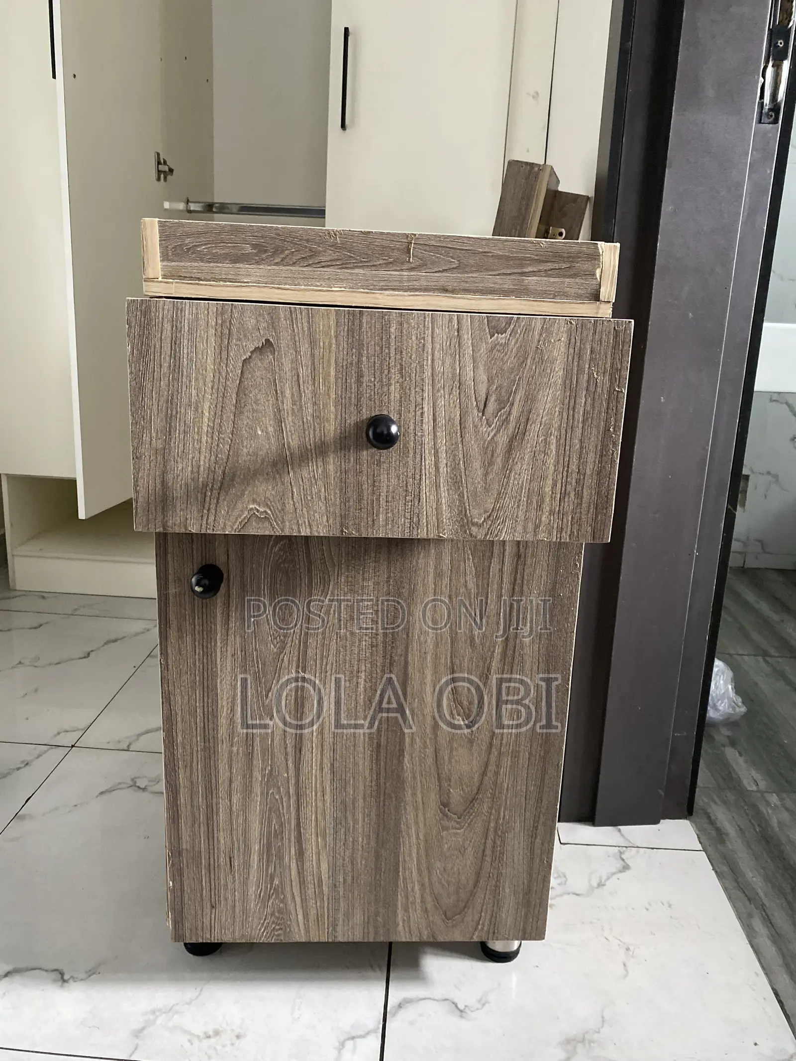 Mini Cabinet