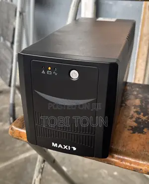 Maxi 1.2 KVA LED Version 1.2 KDG UPS