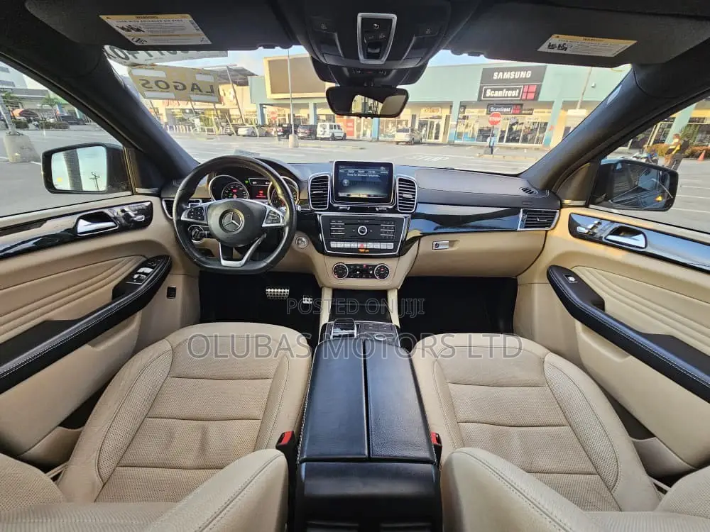 Mercedes-Benz GLE-Class 2016 Gray