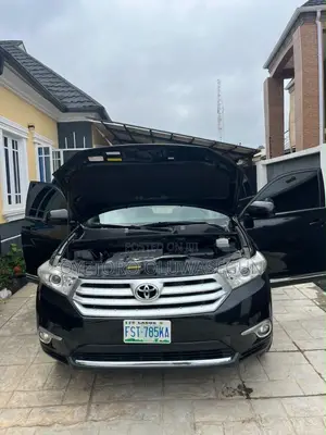 Toyota Highlander Limited 2012 Black