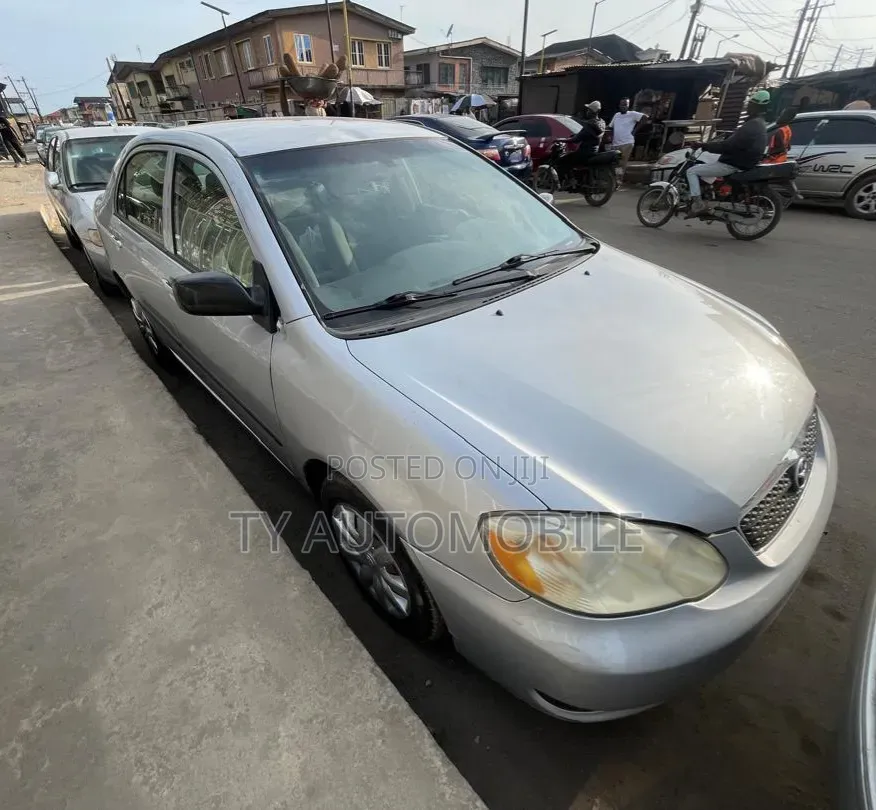 Toyota Corolla 2007 Silver