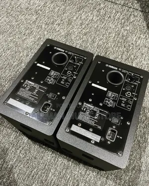 Yamaha Hs5