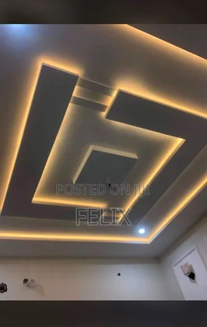 Experienced Pop Installer, Screeder and Wall Painter.