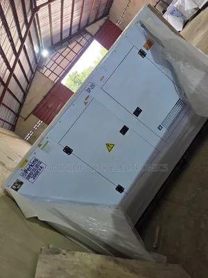 England Perkins Diesel Soundproof Generator Sp200kva 100%copper Coil