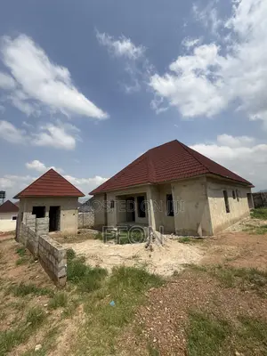 6bdrm Bungalow in Efab Verizon Estate, Karsana for sale